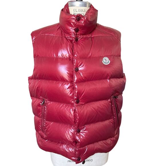 Moncler Men's Tibb Down Vest in burgundy Nylon Size 4/ XL - Picture 1 of 16